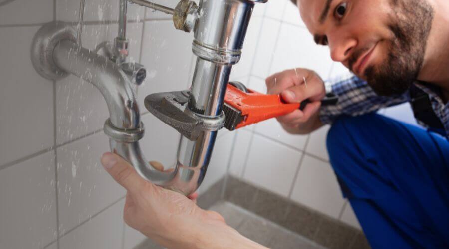 Local expert plumbing services in Decker, MI
